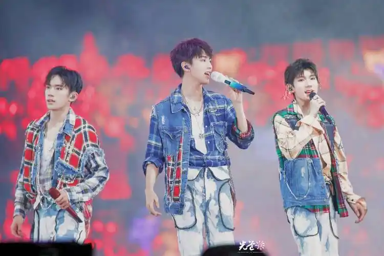 tfboys十周年演唱会官宣了!