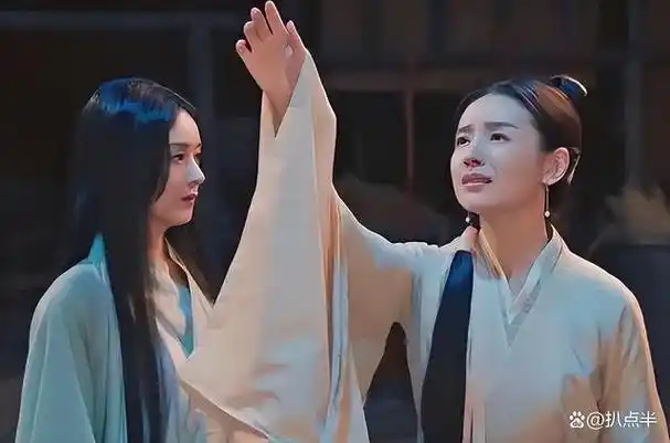 各色美女齐聚与凤行谁能艳压赵丽颖防风意映打酱油