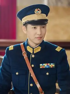 易连慎(邹廷威饰演)