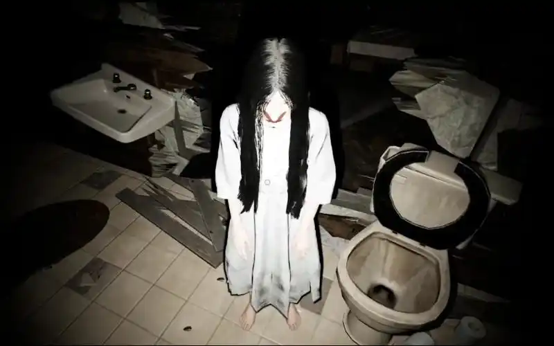 昔日怂首竟然聚众尾行女鬼?