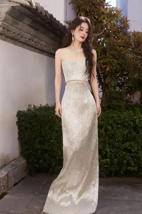 赵丽颖戴比尔斯品牌代言人##赵丽颖王冠造型