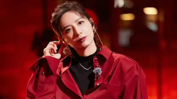 李斯丹妮超话lsdn#李斯丹妮2024巡演官宣#- 声生不息新春家年华音乐会