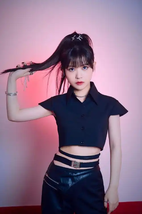 赖美云反差萌的摇滚少女##天赐的声音