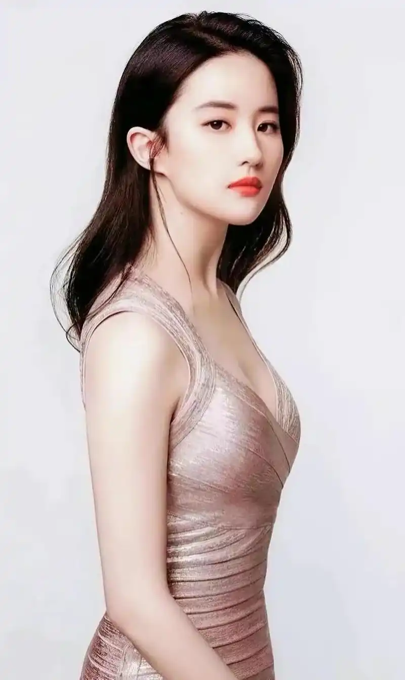 刘亦菲的时尚美照,真是太漂亮了