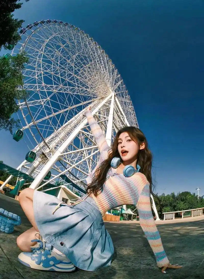 摩天轮99.喜欢拍照的小姐姐但是男朋友技术一言难尽的; 拍照 - 抖音