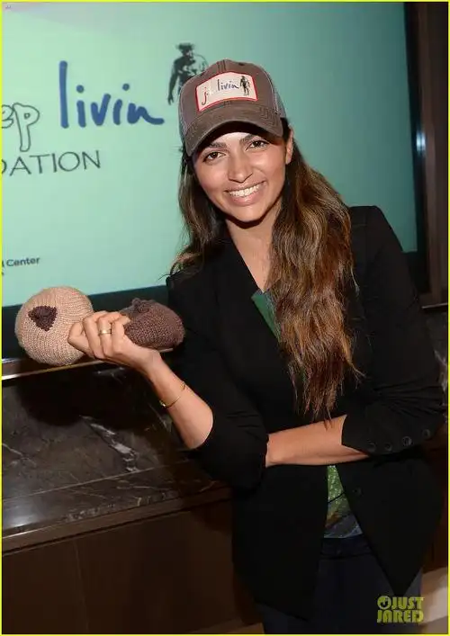 卡米拉·阿尔维斯 camila alves的图片