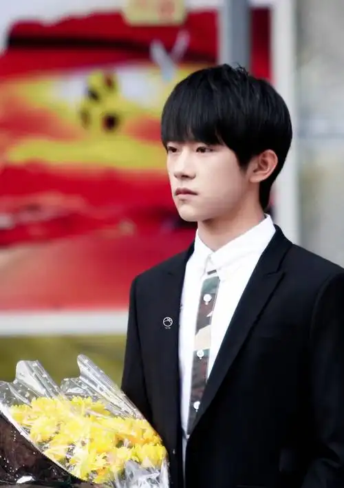 tfboys易烊千玺 160314 超少年密码 高清 cr.logo