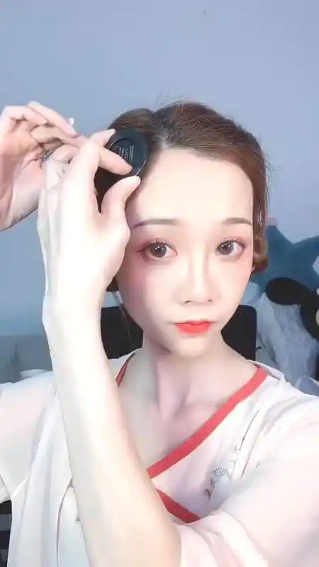 发型#手残党也包你学会的乖巧双髻【汉服发型】