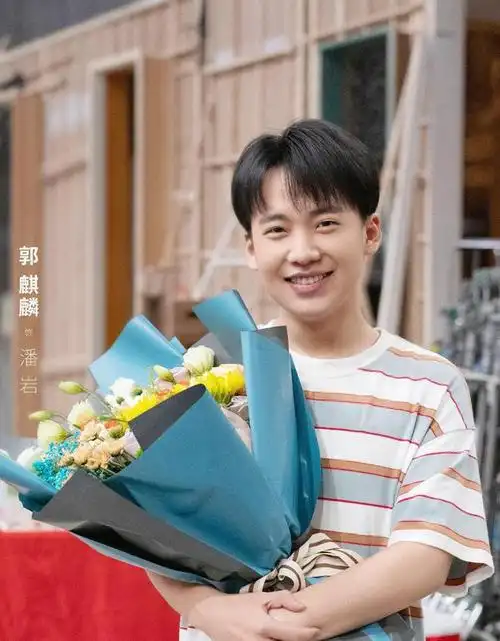 平凡之路热播郭麒麟演出了城漂青年的辛酸与成长