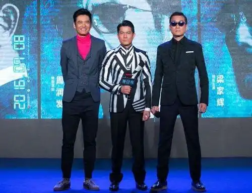 周润发节目上公开真实身高有点差距网友打了多少人的脸