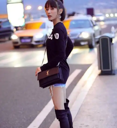 王子文超短裤被街拍,简直是扣男小妖精!