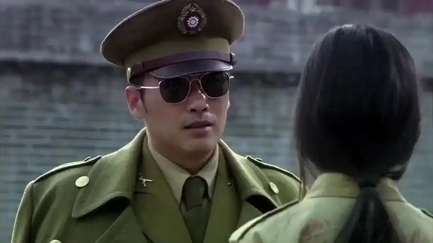 一口气看完全部系列:《风筝》国产谍战剧的天花板至高无上的信仰与一