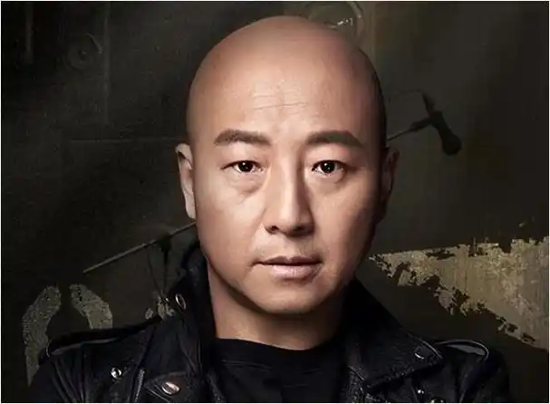 吴京的发小周晓鸥28岁成乐坛霸主却因演技太好被骂