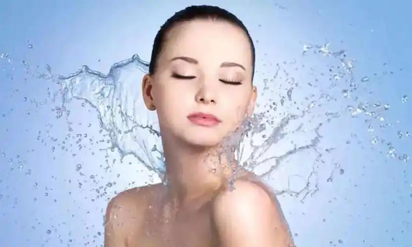 深层补水修护,不要再当女"旱"子!