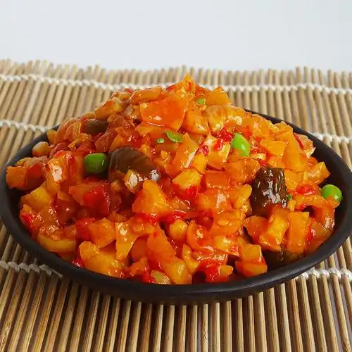 红油三鲜带箱10斤大包装散装咸菜香脆萝卜丁即食开味爽口小菜