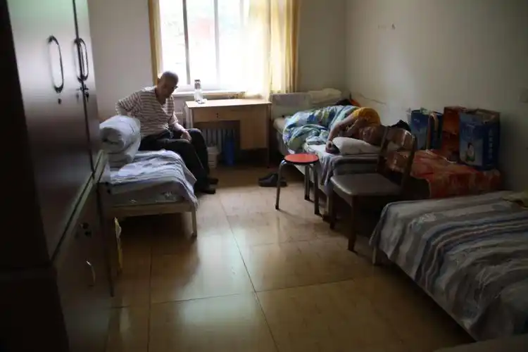 当你老了!〈大连甘井子吉祥养生养老院失能老人十余载生活记实〉 - 美