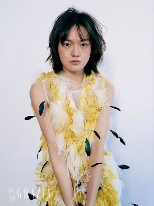 文淇红秀封面##文淇原生自由感大片