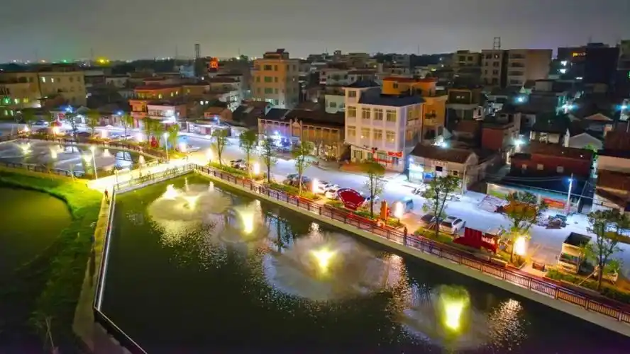 华灯初上佛山狮山官窑这个小乡村夜景居然这么美