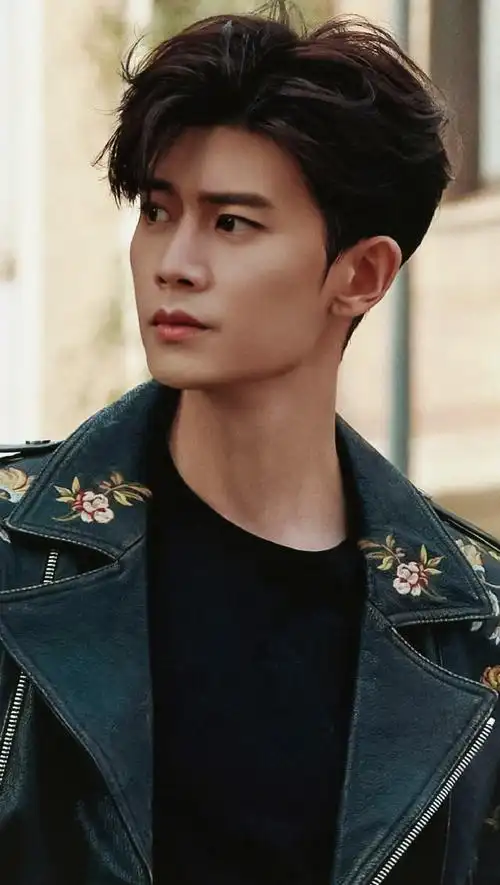 任嘉伦##任嘉伦米兰时装周##hello时装周##任嘉伦etro品牌代言