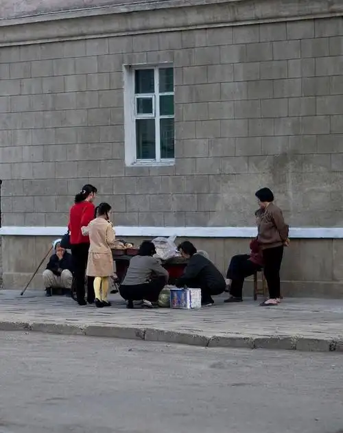 镜头下的朝鲜民生百态(4)