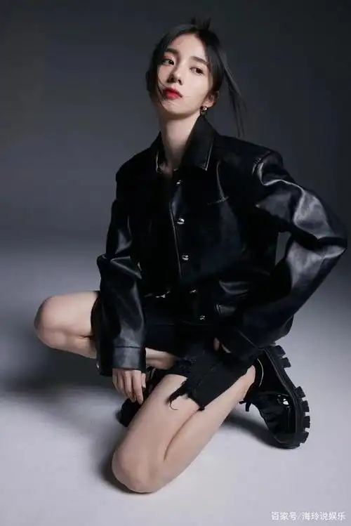 万鹏,屏幕上的彪悍女汉子,现实生活的她,美得让人窒息