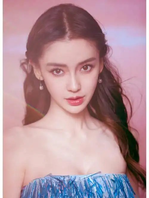 angelababy冰蓝色美人鱼造型