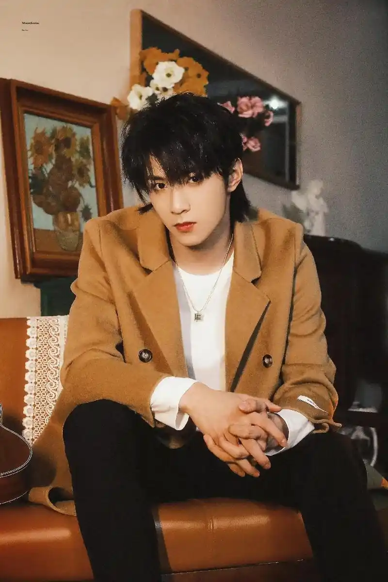 刘耀文 遗憾的是没有早点认识你 出道那天没有把票投给你 庆 - 抖音