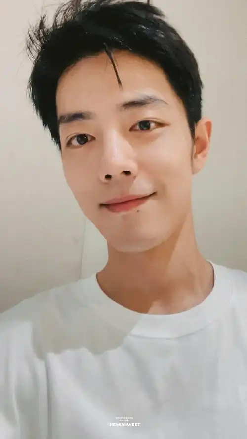 肖战##肖战下班live自拍图