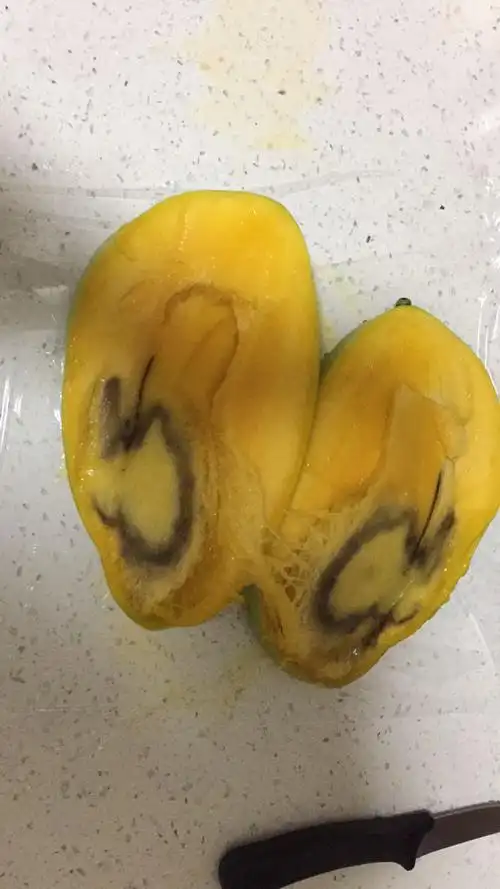 芒果内部变黑还能吃吗