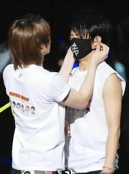 金希澈韩庚:两个少年,一个惊艳了时光,一个温柔了岁月_伤害_super