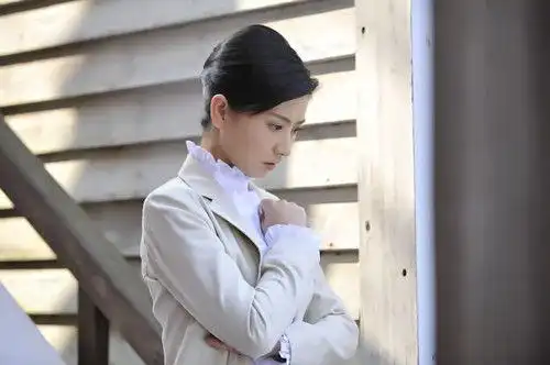 《双谍》上海开播 斓曦全情投入再掀谍战风暴/图