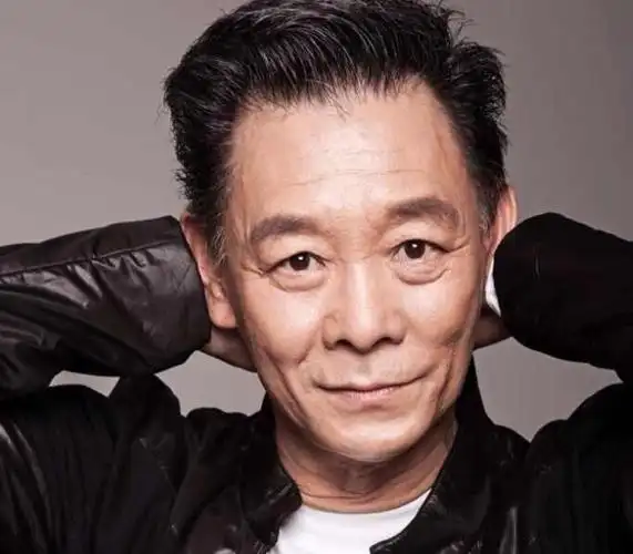 老戏骨李光复家住四合院,儿子身价过亿,70岁还继续拍戏|演员|话剧