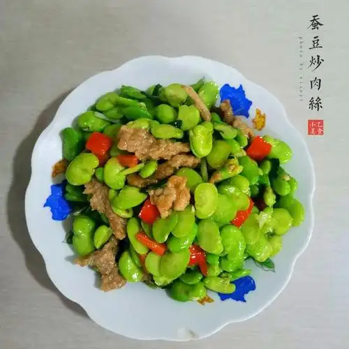 蚕豆炒肉丝,简单快手家常菜