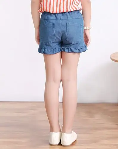 女童蓝色百搭松紧腰蕾丝口袋花边短裤