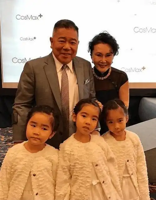 天啊明星生双胞胎咋那么多啊最后一个厉害到飞啦