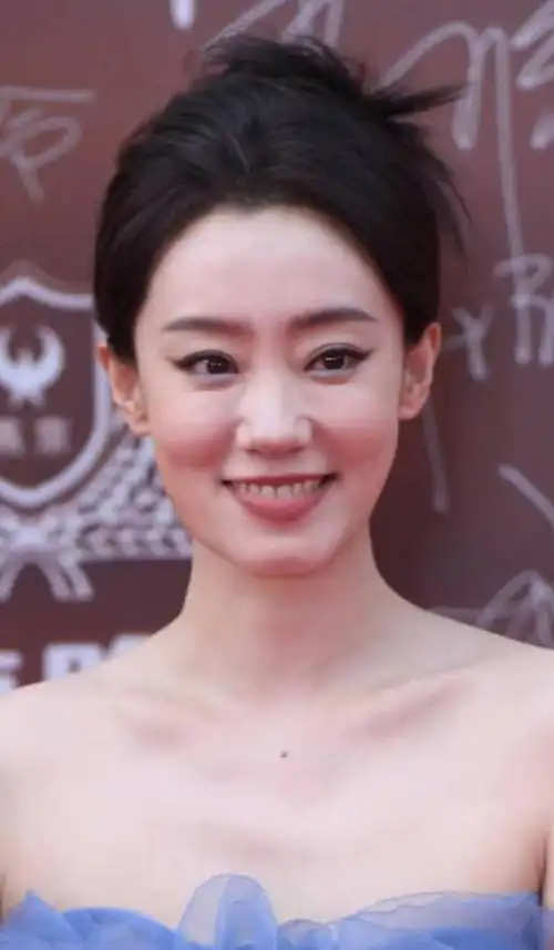 twins合体吸睛44岁阿娇美得突出,baby景甜走仙女风超养眼