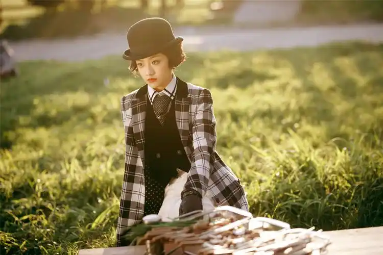 烈火军校吴佳怡追爱受挫独自落泪