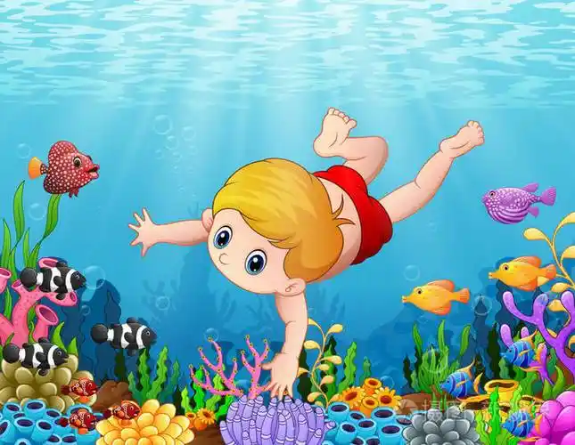 游泳在海下的小男孩