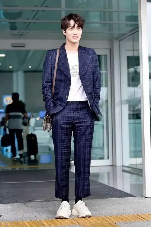 场合:180529 仁川 7615 法国金钟仁2chimchim可以说在173身高里