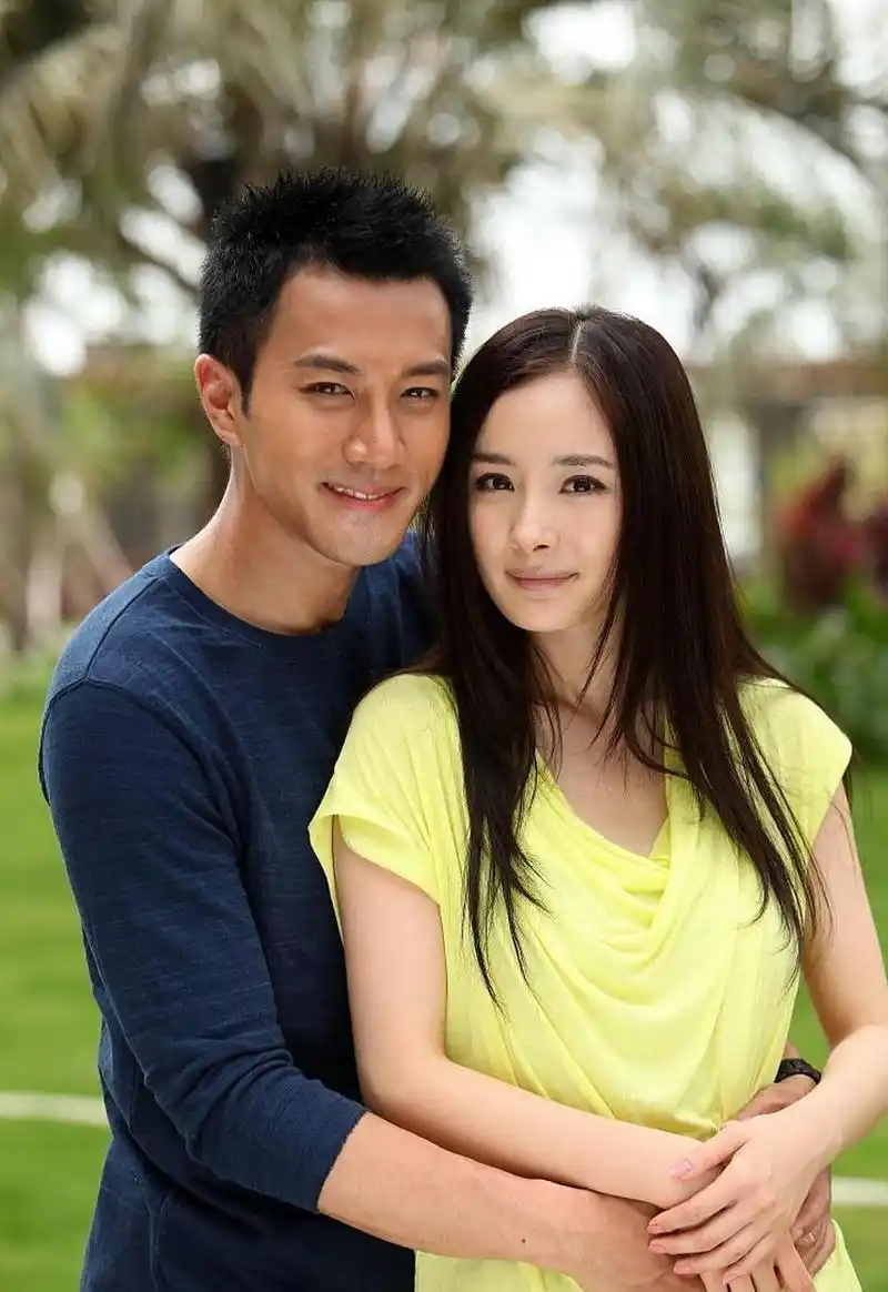 他接着说:"杨幂的文化课很一般,但是他也考了583分,在