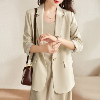 sentubila尚都比拉春秋女士休闲西服小个子职业通勤正装小西装外套女