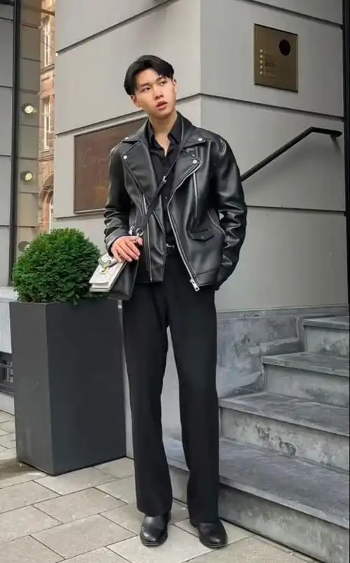 皮夹克搭配什么裤子比较好看女(这些造型时髦又显男人味)