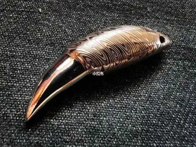 瑞粉大马士革马氏体仿虎狼牙吊坠