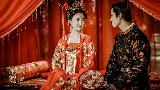 古装剧大婚造型盘点 这些男女明星穿喜袍真的太好看了