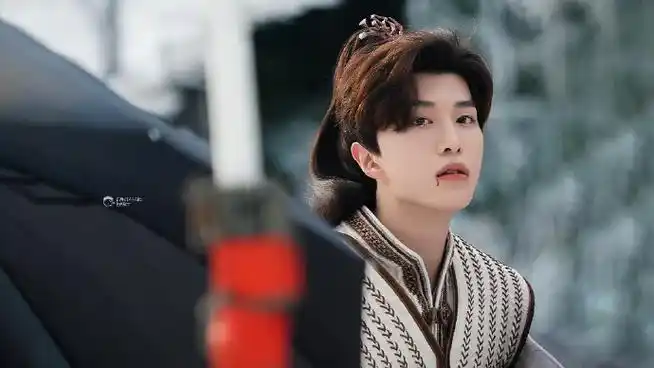 范丞丞[超话]#73#范丞丞灵域#醉墨 (影视剧《灵域》主题曲)@范丞