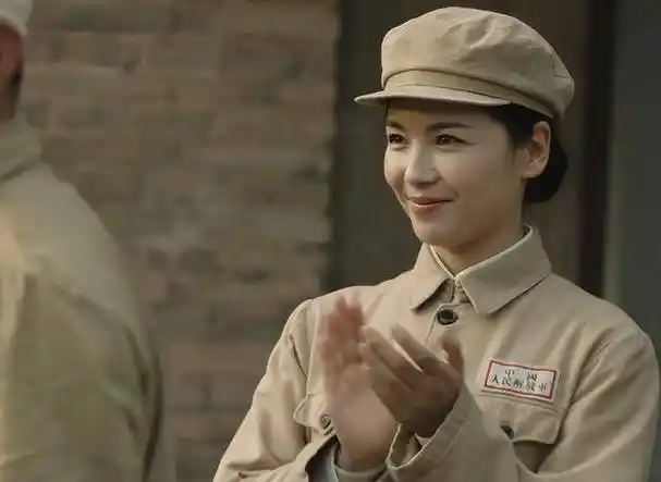 5位女星演军人,一个比一个辣目|刘涛|彭丹|女兵|女军人_网易订阅