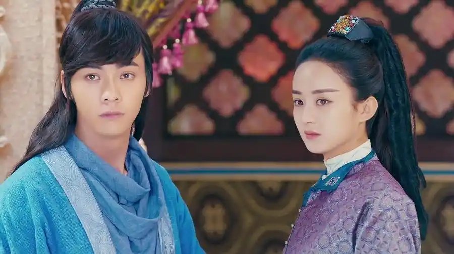 赵丽颖在电视剧《蜀山战纪》中饰演玉无心,从小就被教导为了成就大业