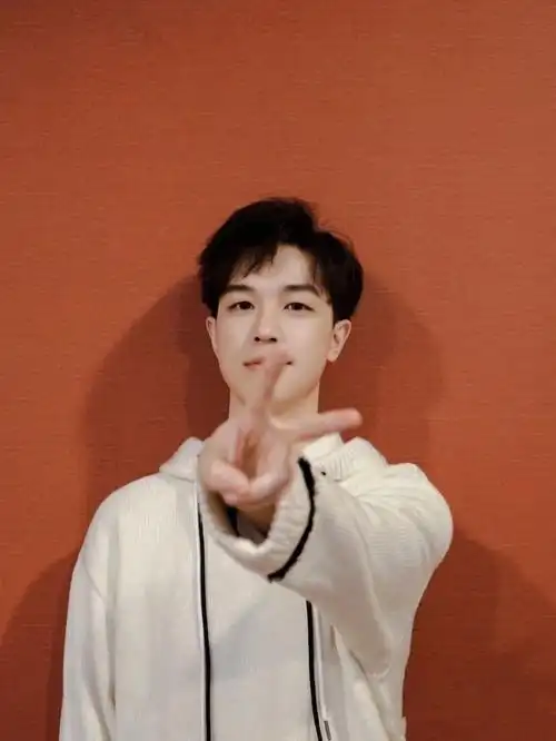 倒霉死勒生日快乐