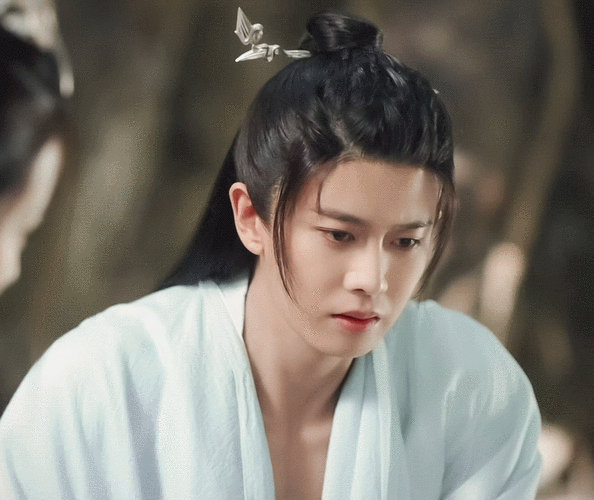 任嘉伦的长意奶萌可爱死啦