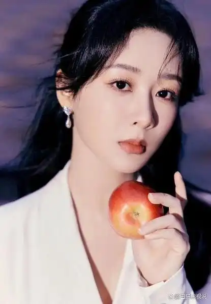 新剧热度突破三千万31岁的杨紫十三年前宋丹丹的推测被推翻了